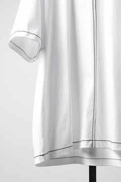Load image into Gallery viewer, OBLADI BLACK STITCHES ON WHITE T-SHIRT (WHITE)