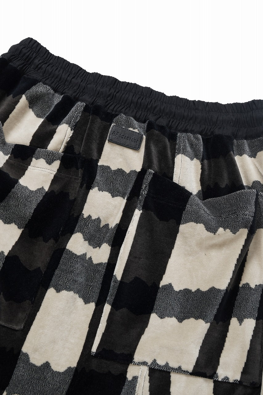 Load image into Gallery viewer, A.F ARTEFACT SAROUEL JOGGER PANTS / JACQUARD DEFORMED PLAID VELOR (BLACK x GREY x IVORY)
