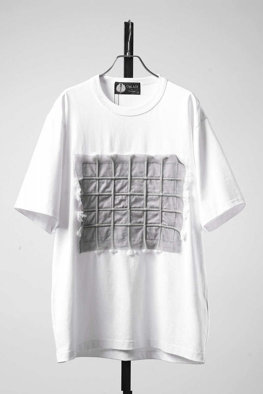 Load image into Gallery viewer, OBLADI WHITE T-SHIRT WITH GREEN-PURPLE CRISSCROSS SQUARE STITCHES ON MESH (WHITE)