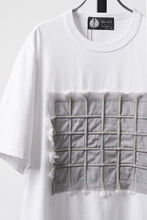 Load image into Gallery viewer, OBLADI WHITE T-SHIRT WITH GREEN-PURPLE CRISSCROSS SQUARE STITCHES ON MESH (WHITE)