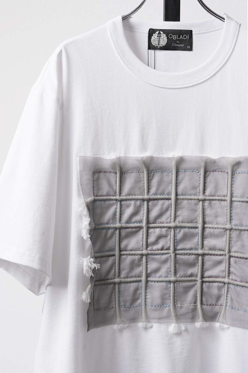 Load image into Gallery viewer, OBLADI WHITE T-SHIRT WITH GREEN-PURPLE CRISSCROSS SQUARE STITCHES ON MESH (WHITE)