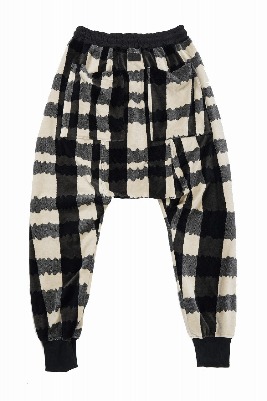 Load image into Gallery viewer, A.F ARTEFACT SAROUEL JOGGER PANTS / JACQUARD DEFORMED PLAID VELOR (BLACK x GREY x IVORY)