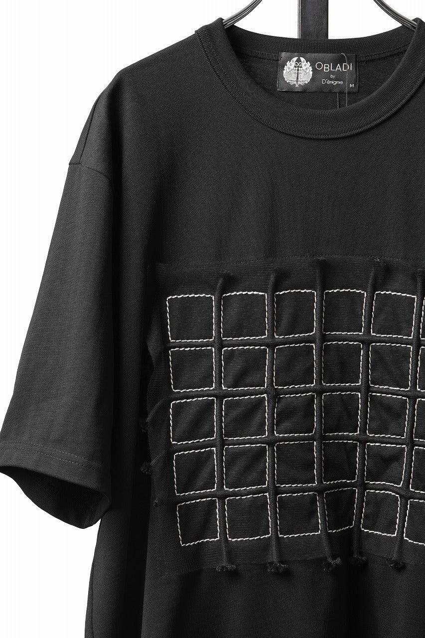 Load image into Gallery viewer, OBLADI BLACK T-SHIRT WITH BEIGE CRISSCROSS SQUARE STITCHES ON MESH (BLACK)