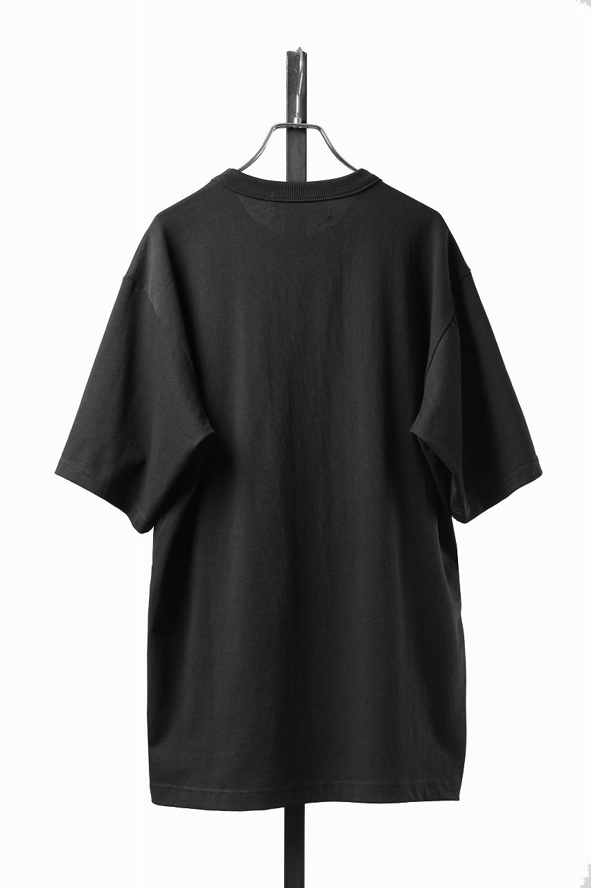 Load image into Gallery viewer, OBLADI BLACK T-SHIRT WITH BEIGE CRISSCROSS SQUARE STITCHES ON MESH (BLACK)