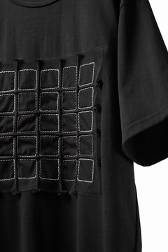 Load image into Gallery viewer, OBLADI BLACK T-SHIRT WITH GREEN-PURPLE CRISSCROSS SQUARE STITCHES ON MESH (BLACK)
