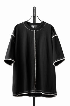 Load image into Gallery viewer, OBLADI BLACK T-SHIRT WITH BEIGE OVERLOCK STITCHING (BLACK)