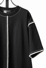 Load image into Gallery viewer, OBLADI BLACK T-SHIRT WITH BEIGE OVERLOCK STITCHING (BLACK)