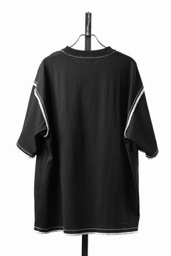 Load image into Gallery viewer, OBLADI BLACK T-SHIRT WITH BEIGE OVERLOCK STITCHING (BLACK)