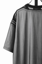 Load image into Gallery viewer, OBLADI MESH WITH PATCHWORK T-SHIRT (WHITE x BLACK)