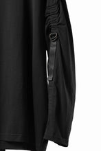 Load image into Gallery viewer, OBLADI D-RING LONG SLEEVE T-SHIRT (BLACK)