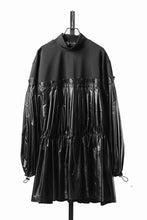 Load image into Gallery viewer, OBLADI PARACHUTE KNIFE- PLEAT TOPS (BLACK)