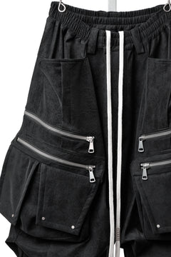 画像をギャラリービューアに読み込む, A.F ARTEFACT MULTI FLAP WIDE PANTS / VEGAN LEATHER (BLACK)