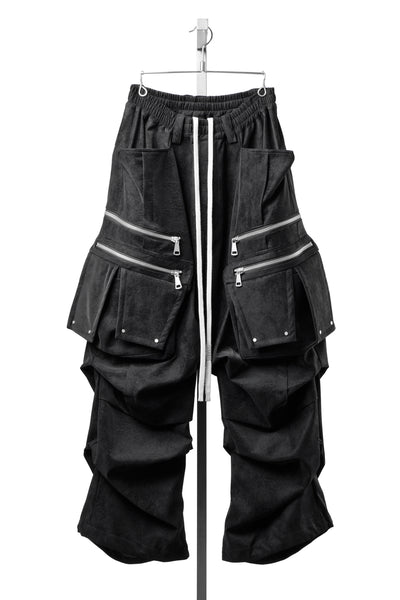 A.F ARTEFACT MULTI FLAP WIDE PANTS / WILD VEGAN LEATHER (BLACK)