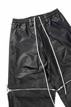 画像をギャラリービューアに読み込む, A.F ARTEFACT MATTE COATING ZIP WIDE PANTS (BLACK)