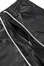 画像をギャラリービューアに読み込む, A.F ARTEFACT MATTE COATING ZIP WIDE PANTS (BLACK)