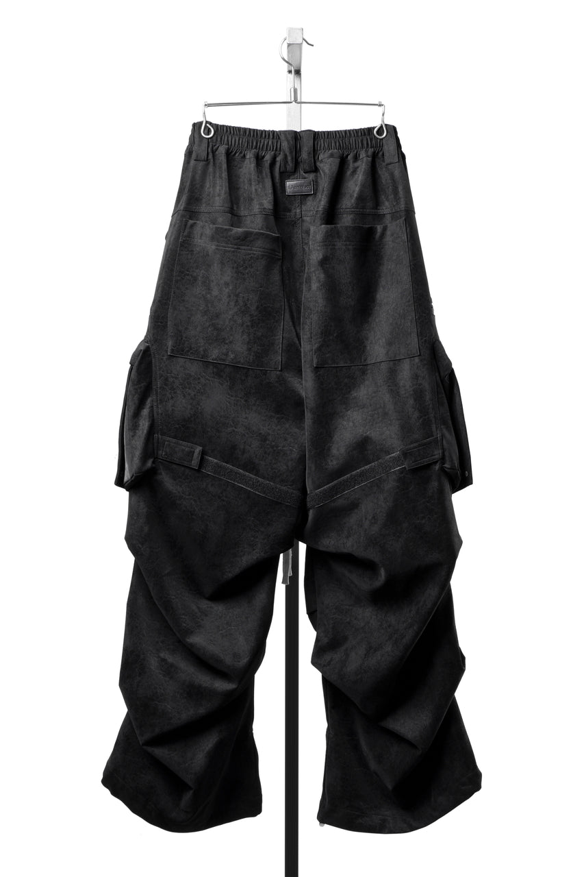 画像をギャラリービューアに読み込む, A.F ARTEFACT MULTI FLAP WIDE PANTS / VEGAN LEATHER (BLACK)