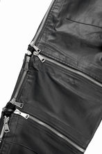 画像をギャラリービューアに読み込む, A.F ARTEFACT MATTE COATING ZIP WIDE PANTS (BLACK)