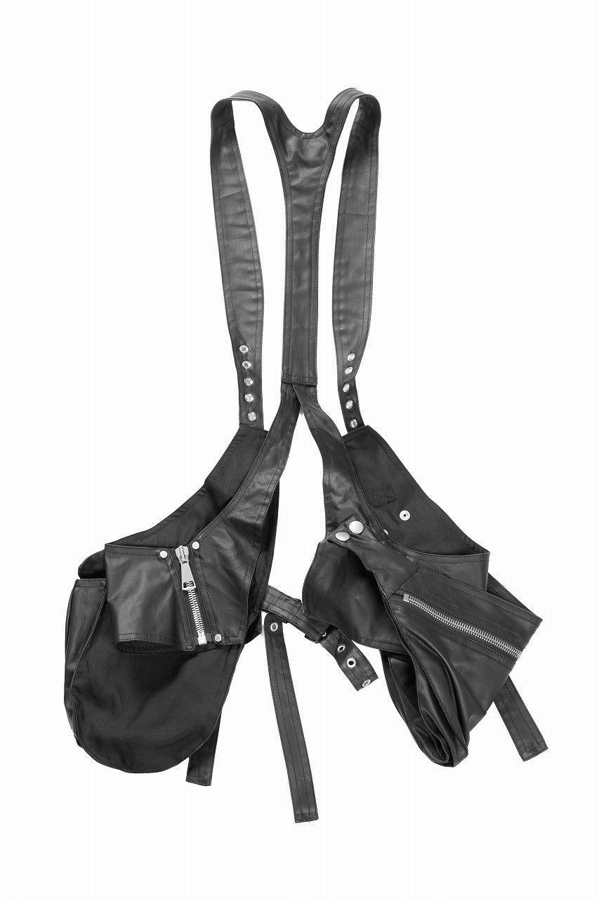 画像をギャラリービューアに読み込む, A.F ARTEFACT MATTE COATING CARGO VEST BAG (BLACK)