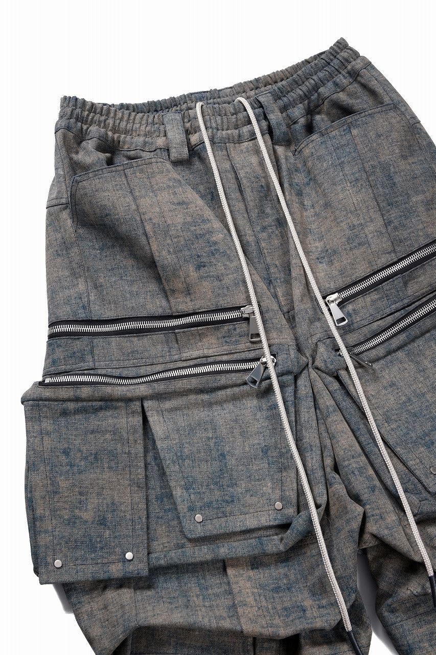 画像をギャラリービューアに読み込む, A.F ARTEFACT BLENDED SHADES DENIM CARGO TUCK WIDE PANTS (STEEL BLUE)