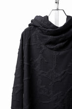 画像をギャラリービューアに読み込む, A.F ARTEFACT TWISTED HOOD PULLOVER TOP / SURFACE WOOL (BLACK)