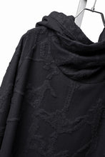 画像をギャラリービューアに読み込む, A.F ARTEFACT TWISTED HOOD PULLOVER TOP / SURFACE WOOL (BLACK)