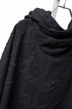 画像をギャラリービューアに読み込む, A.F ARTEFACT TWISTED HOOD PULLOVER TOP / SURFACE WOOL (BLACK)