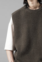 画像をギャラリービューアに読み込む, entire studios BLOCK VEST (BISON)