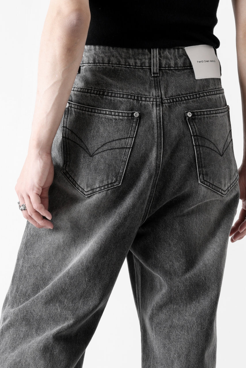 画像をギャラリービューアに読み込む, Feng Chen Wang CROSS WAISTBAND STRAIGHT LEG JEANS (BLACK)