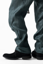 Load image into Gallery viewer, A.F ARTEFACT CARVED LONG PANTS / LINEN TWILL (GREEN)