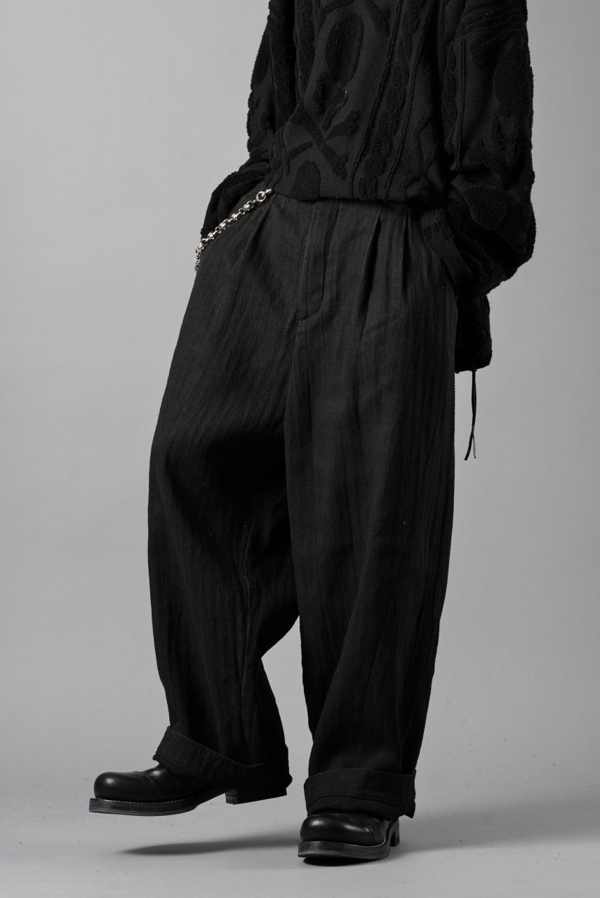 N/07 2 TUCKS WIDE TAPERED TROUSERS / HERRING BONE (GARMENT DYED) (BLACK)