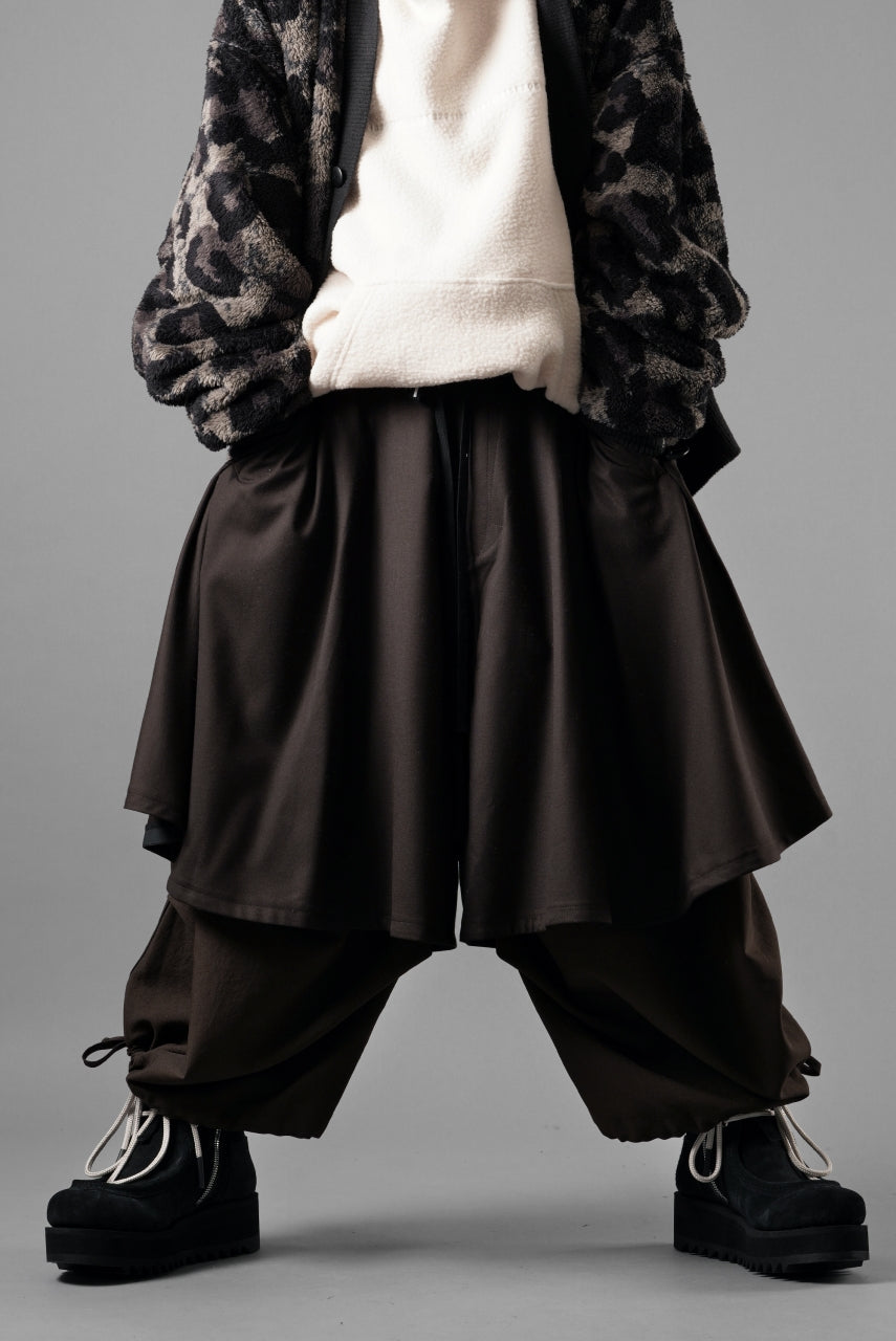 Load image into Gallery viewer, beauty : beast 8Q LAYERED SUPER WIDE SAROUEL PANTS (BROWN)