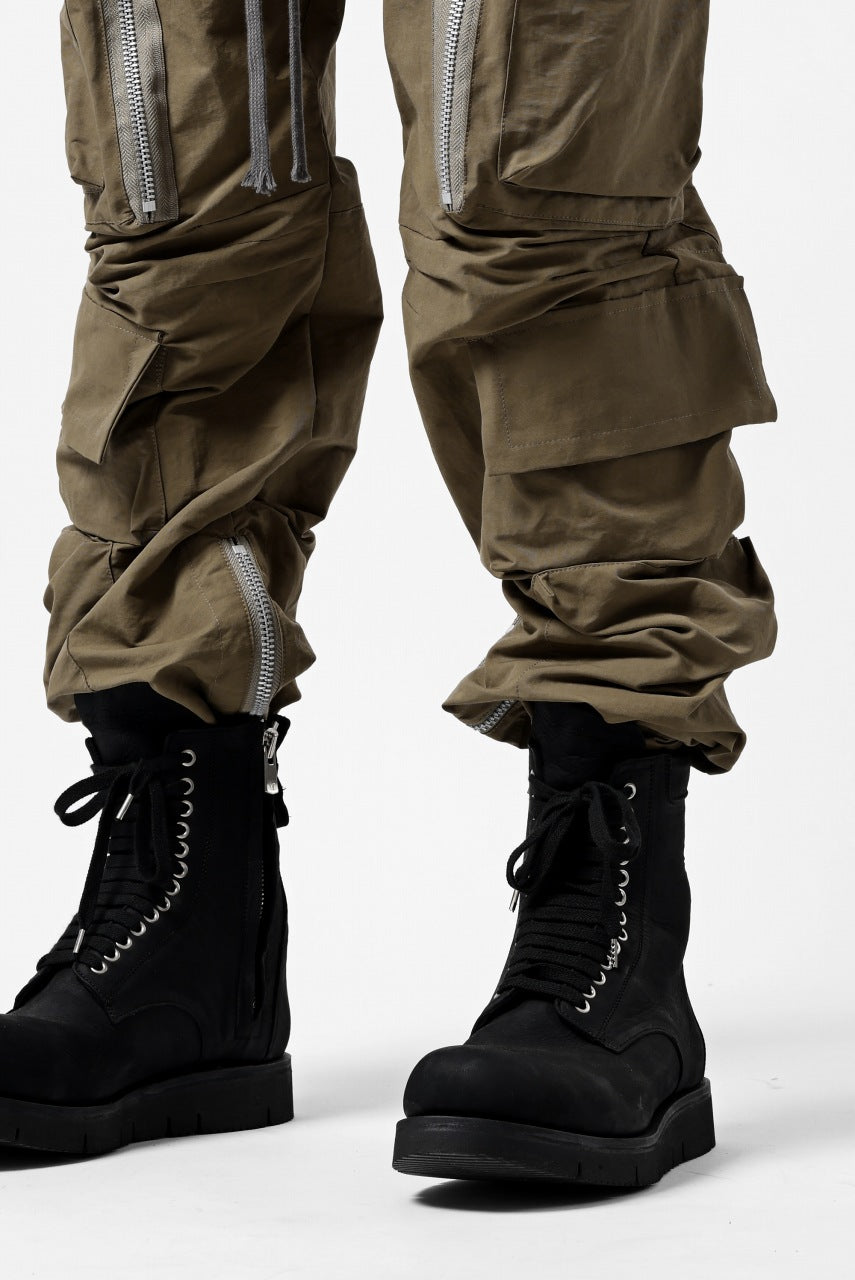 A.F ARTEFACT RADICAL-ZIP FIELD PANTS (BEIGE)