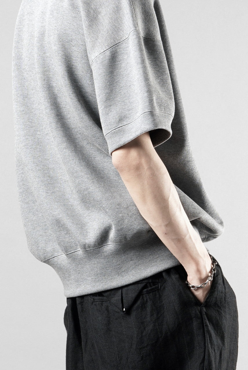 画像をギャラリービューアに読み込む, N/07 CINCHED HEM TOP / RIBBED CARDBOARD KNIT JERSEY (GREY)