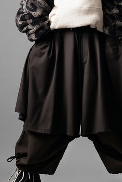 Load image into Gallery viewer, beauty : beast 8Q LAYERED SUPER WIDE SAROUEL PANTS (BROWN)