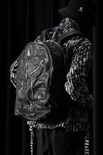 画像をギャラリービューアに読み込む, ISAMU KATAYAMA BACKLASH JAPAN CALF GARMENT-WASH RIDERS BACKPACK (BLACK)