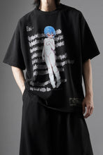 画像をギャラリービューアに読み込む, beauty:beast × IWG ESS GRAPHIC PRINT TEE / 9.1oz MAGNUM (TINK / SUMI BLACK)