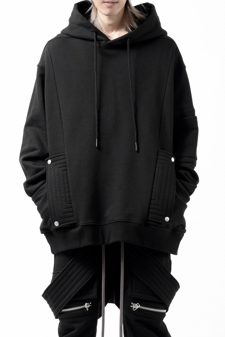 A.F ARTEFACT FLAP-DETAIL SWEAT HOODIE (BLACK)