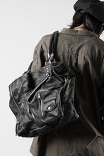 画像をギャラリービューアに読み込む, ISAMU KATAYAMA BACKLASH JAPAN CALF GARMENT-WASH RIDERS TOTE BAG (BLACK)