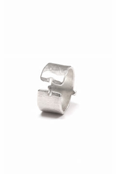 Load image into Gallery viewer, m.a+ silver stitched cross ring / AG18/AG (SILVER)