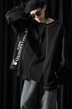 Load image into Gallery viewer, MASTERMIND WORLD  RECONSTRUCTED LS TOP (BLACK)