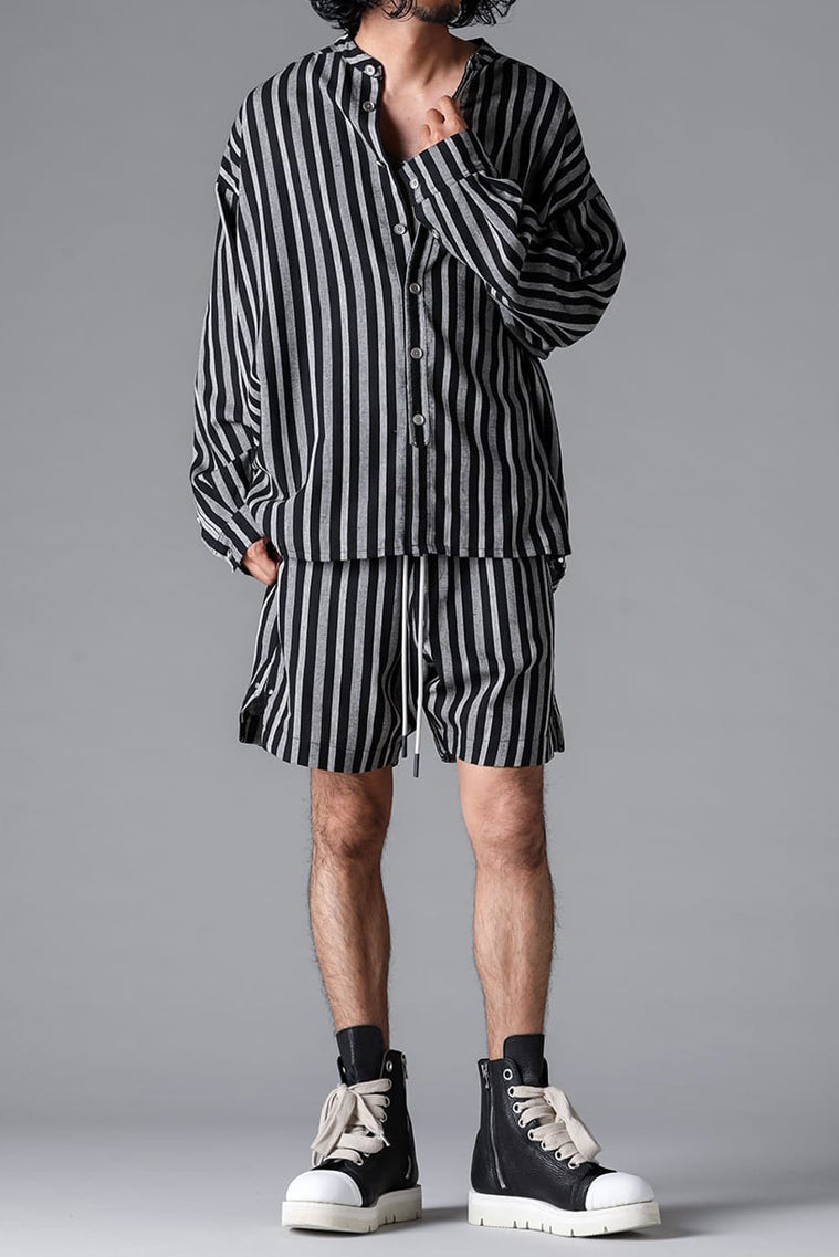 Load image into Gallery viewer, A.F ARTEFACT STAND COLLAR SHIRT / VERTICAL STRIPE (BLACK x LIGHT GREY)