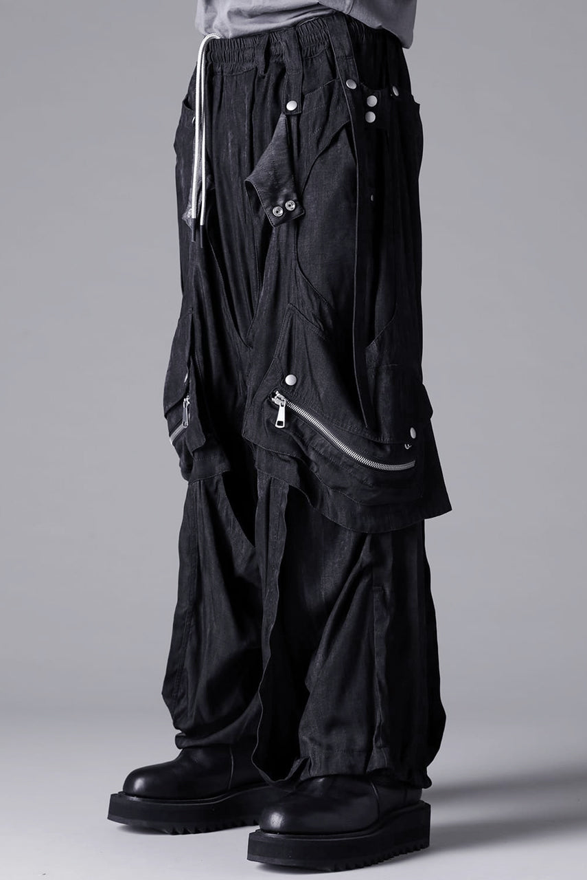 Load image into Gallery viewer, A.F ARTEFACT PARACHUTE WIDE CARGO PANTS / UNEVEN TEXTURE (BLACK)