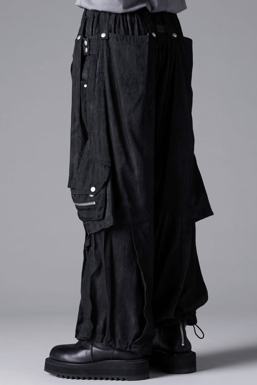 Load image into Gallery viewer, A.F ARTEFACT PARACHUTE WIDE CARGO PANTS / UNEVEN TEXTURE (BLACK)
