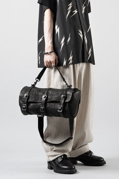 Load image into Gallery viewer, ISAMU KATAYAMA BACKLASH ITALY SHOULDER GARMENT-DYED BACKPACK (BLACK)