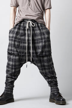 Load image into Gallery viewer, 【SAMPLE】A.F ARTEFACT CHECK JOHDPHURS PANTS (BLACK GREY x BLACK)