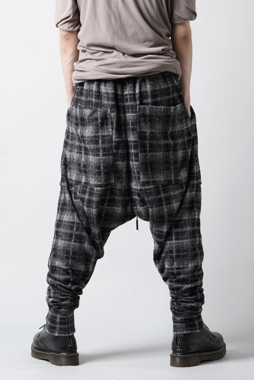 Load image into Gallery viewer, 【SAMPLE】A.F ARTEFACT CHECK JOHDPHURS PANTS (BLACK GREY x BLACK)