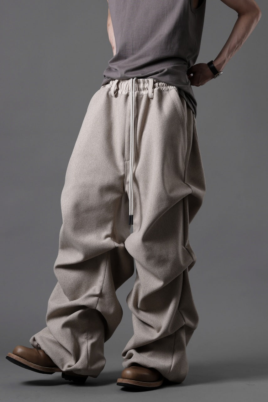 A.F ARTEFACT TUCK VOLUME BAGGY PANTS / PEs KNIT JERSEY (BEIGE)