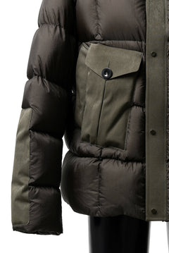 Load image into Gallery viewer, Ten c TEMPEST COMBO DOWN JACKET (DARK OLIVE)