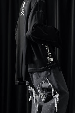 Load image into Gallery viewer, MASTERMIND WORLD  RECONSTRUCTED LS TOP (BLACK)