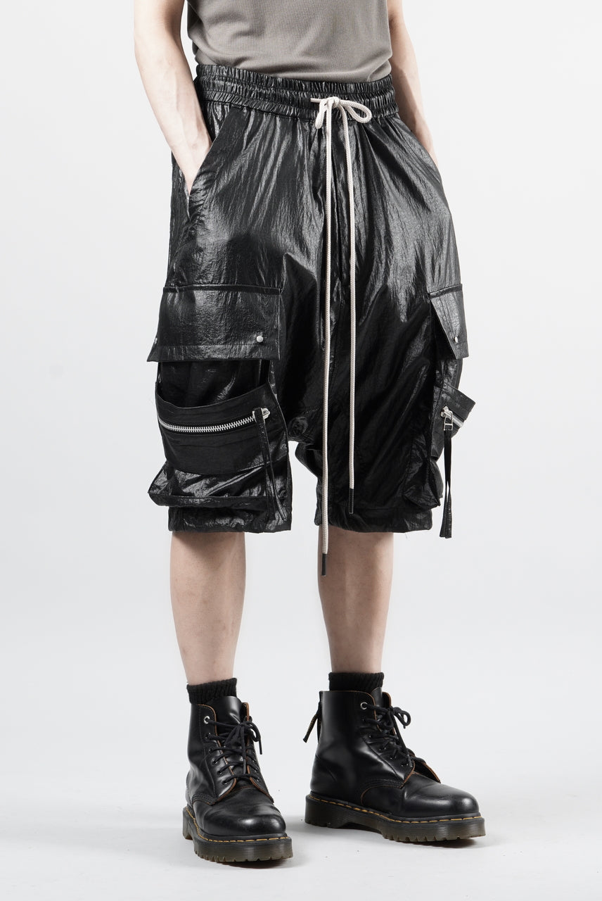 Load image into Gallery viewer, A.F ARTEFACT AIRY CRINKLE NYLON ZIP CARGO SHORTS (BLACK)